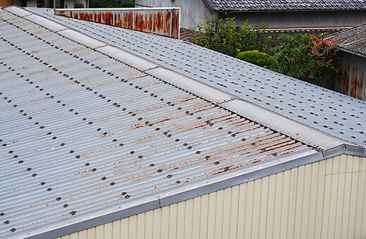 屋根材の腐食・欠損